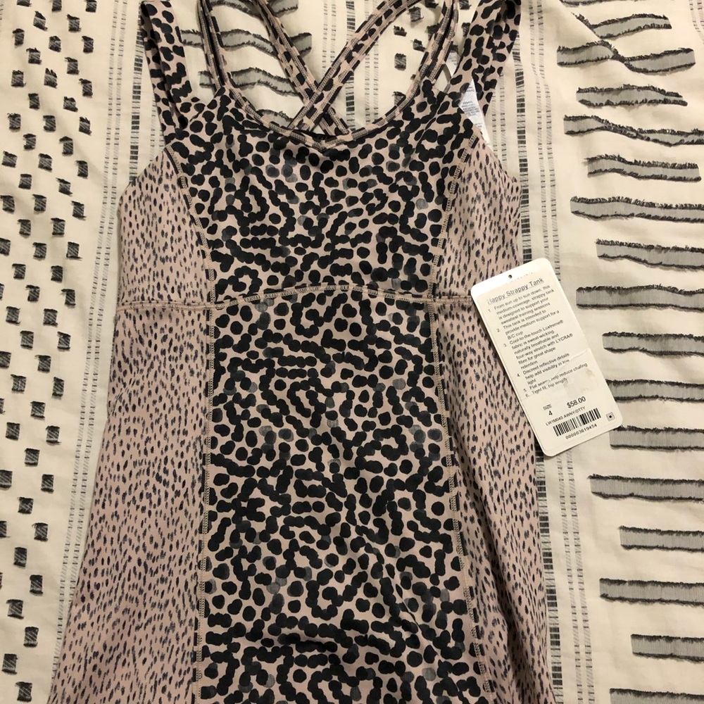 Lululemon top